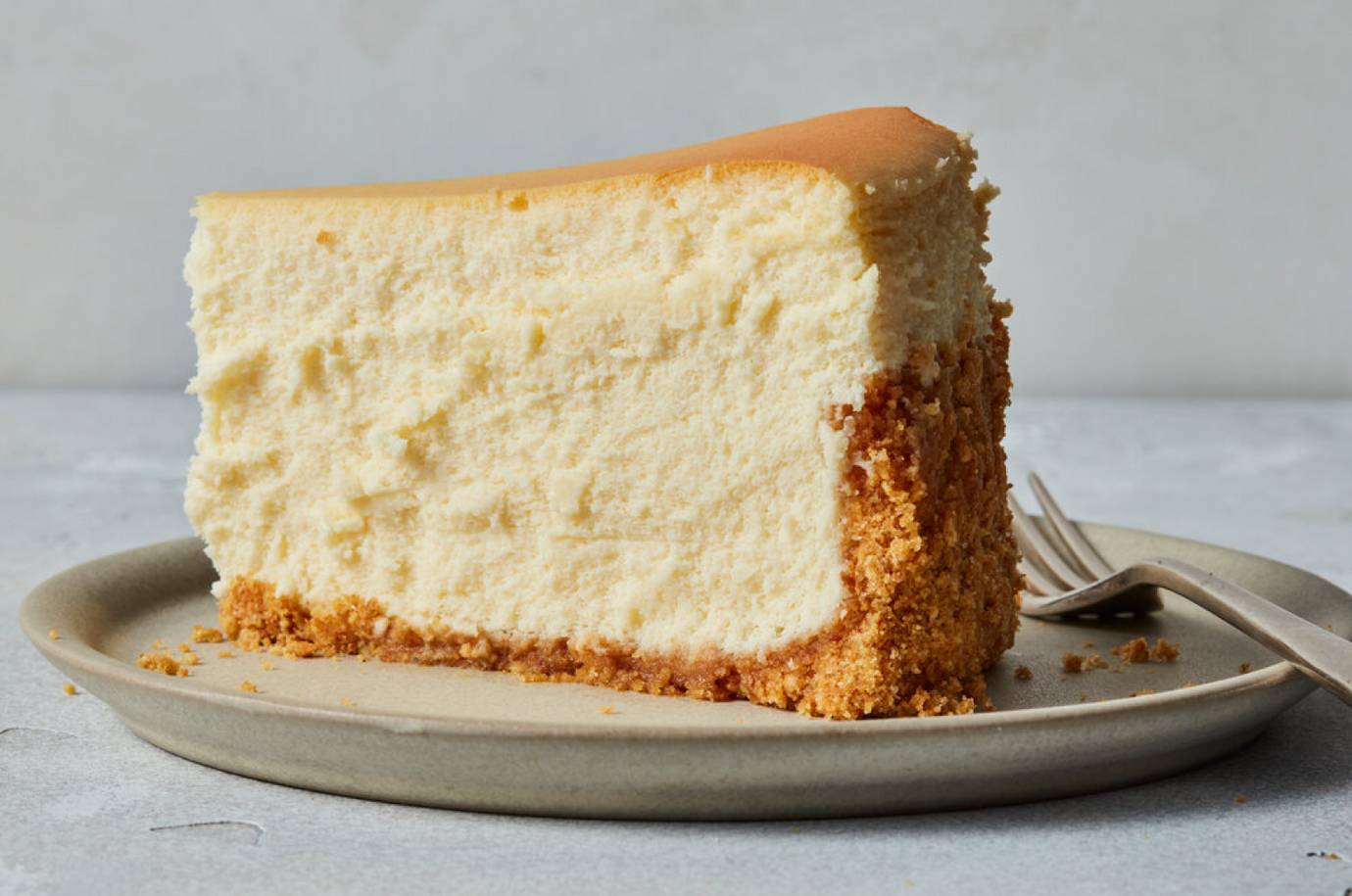Carnivore Cheesecake: Rich, Creamy, Protein-Packed DelightCarnivore Cheesecake: Rich, Creamy, Protein-Packed Delight